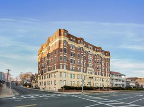 285 Lynn Shore Drive 207, Lynn MA 01902