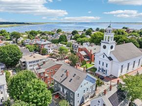 42 Federal St B, Newburyport MA 01950