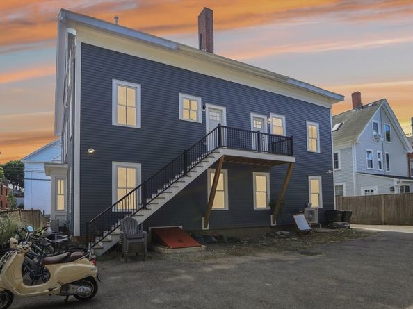 42 Federal St B, Newburyport MA 01950