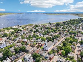 42 Federal St B, Newburyport MA 01950