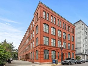 589 Essex St 303, Lynn MA 01901