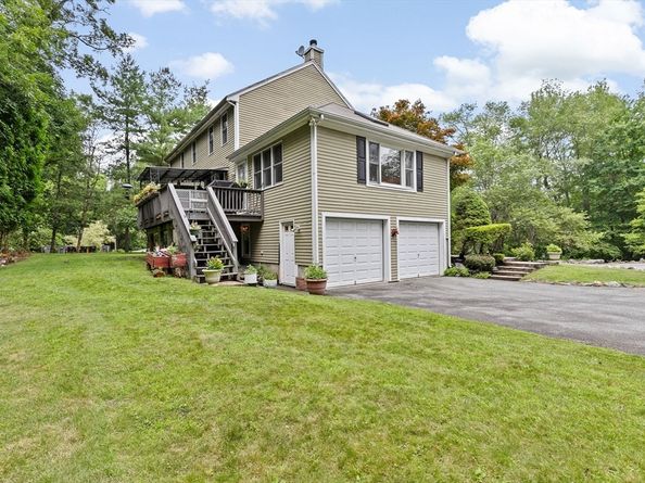 301 Winch St, Framingham MA 01701