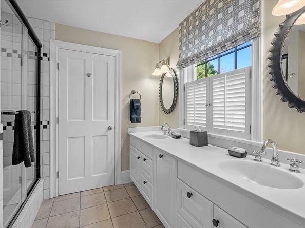 19 Mill Pond, Marblehead MA 01945