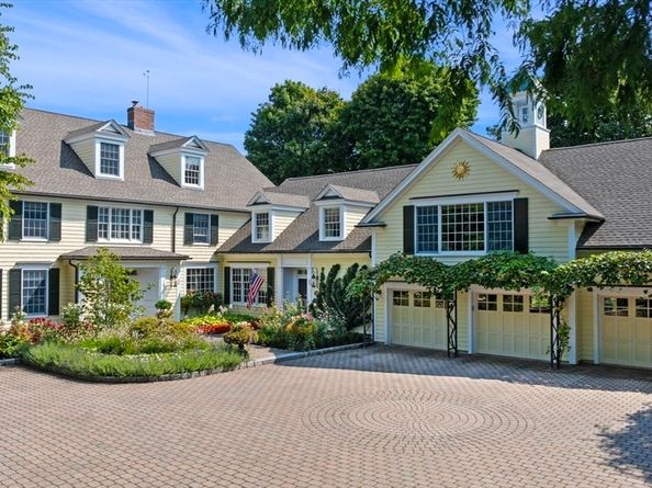 19 Mill Pond, Marblehead MA 01945