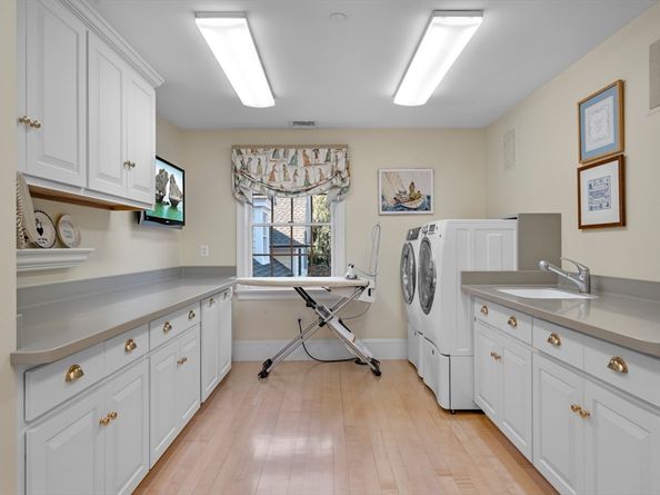 19 Mill Pond, Marblehead MA 01945