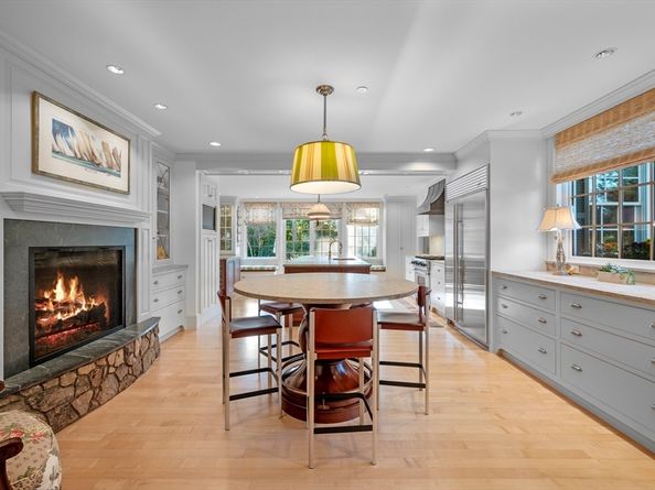 19 Mill Pond, Marblehead MA 01945