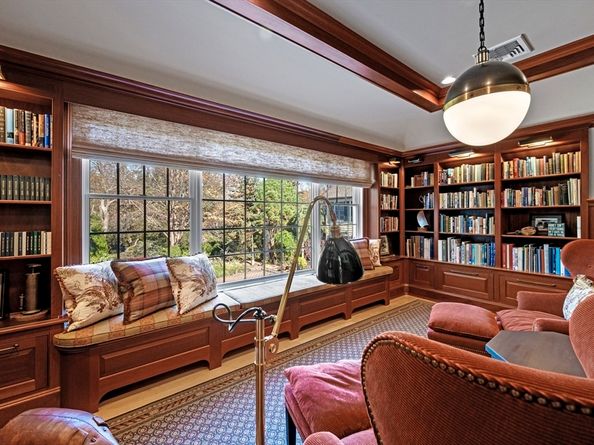19 Mill Pond, Marblehead MA 01945