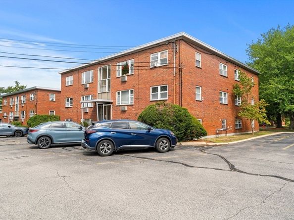 1105 Lexington Street 92, Waltham MA 02452