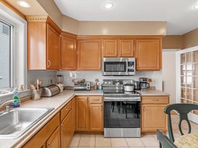 49 Heath 1, Somerville MA 02145