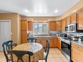 49 Heath 1, Somerville MA 02145