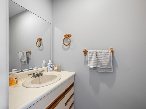 51 Fox Meadow Rd C, Leominster MA 01453