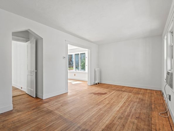 9 Woods Avenue 9, Somerville MA 02144