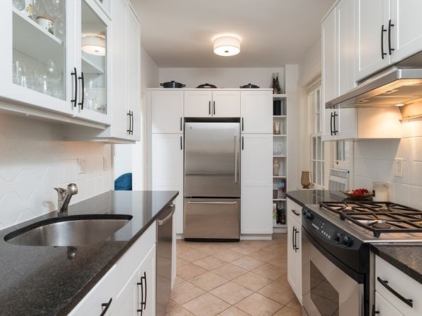 50 Commonwealth Ave 605, Boston MA 02116