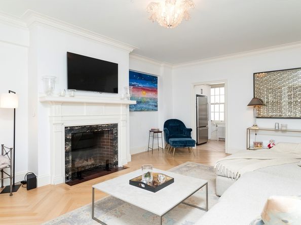 50 Commonwealth Ave 605, Boston MA 02116