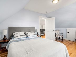33 Middle St, Gloucester MA 01930