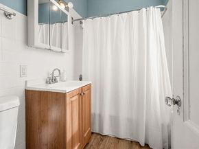 33 Middle St, Gloucester MA 01930