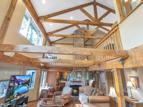 8 Brookside Rd, Middleton MA 01949