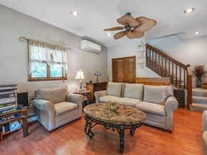 8 Brookside Rd, Middleton MA 01949