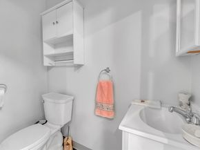 8 Brookside Rd, Middleton MA 01949