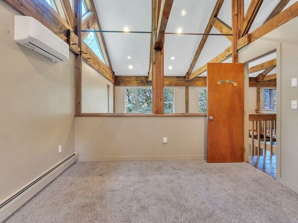 8 Brookside Rd, Middleton MA 01949