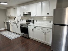 51 Walnut St, Saugus MA 01906
