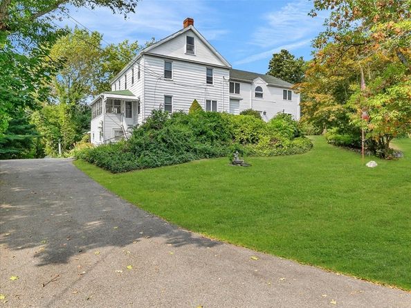 51 Walnut St, Saugus MA 01906