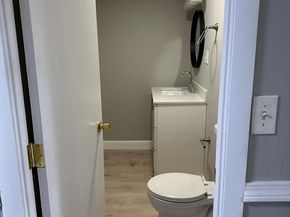51 Walnut St, Saugus MA 01906