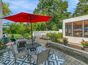 51 Walnut St, Saugus MA 01906