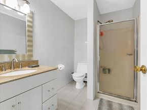 51 Walnut St, Saugus MA 01906