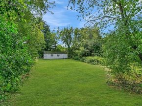 51 Walnut St, Saugus MA 01906