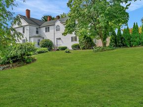51 Walnut St, Saugus MA 01906