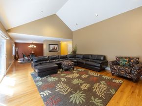 290 Central Ave, Milton MA 02186