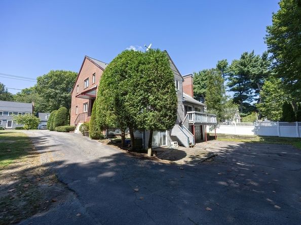 290 Central Ave, Milton MA 02186
