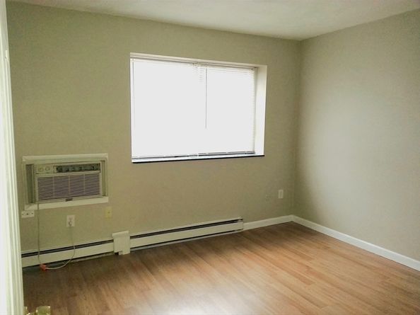 26 Willis St 33, Framingham MA 01702