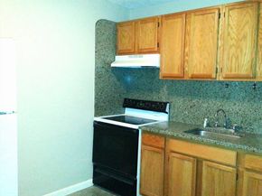 26 Willis St 33, Framingham MA 01702