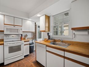 88 Elm St 1, North Andover MA 01845