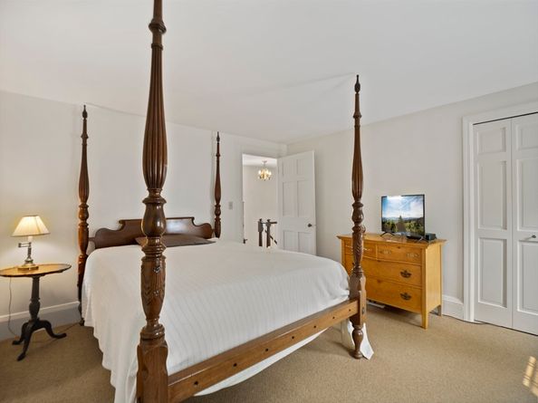 88 Elm St 1, North Andover MA 01845