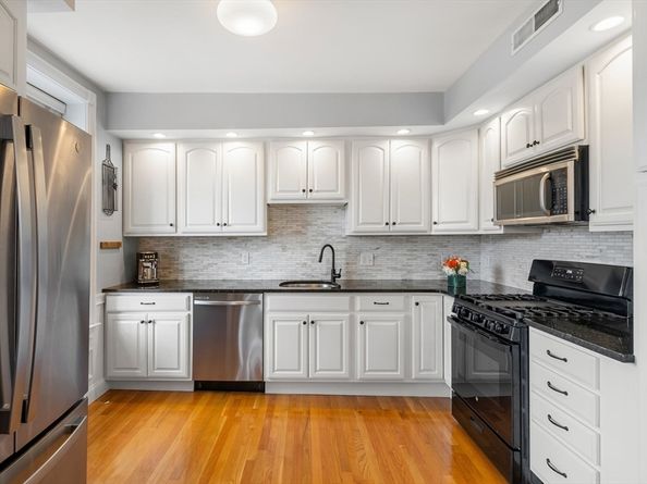 121 High Street 3, Boston MA 02129