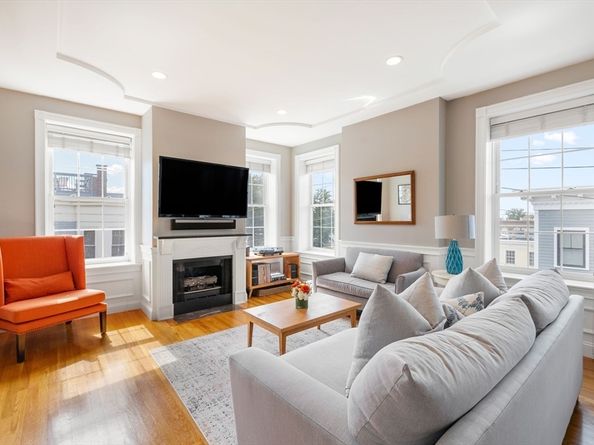 121 High Street 3, Boston MA 02129