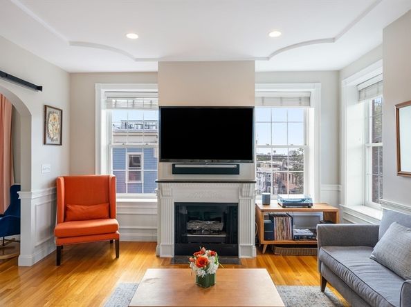 121 High Street 3, Boston MA 02129