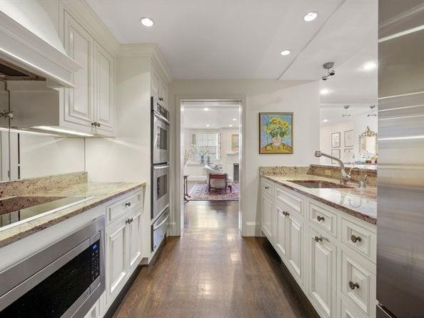142 Chestnut Street 45, Boston MA 02108