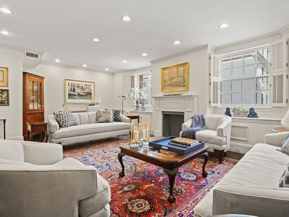 142 Chestnut Street 45, Boston MA 02108