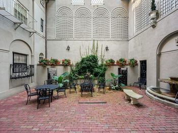 142 Chestnut Street