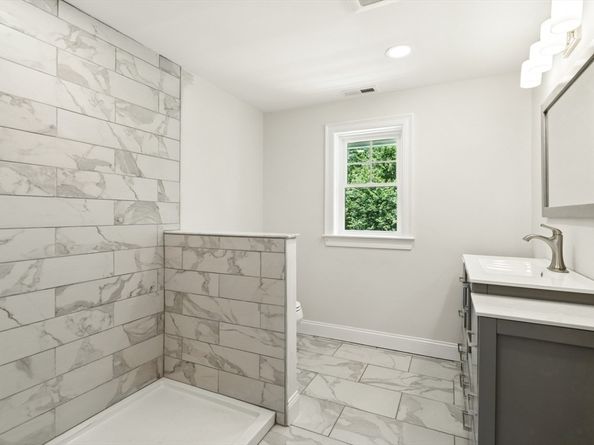 5 Lee Rd., North Reading MA 01864