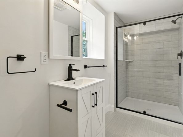 5 Lee Rd., North Reading MA 01864