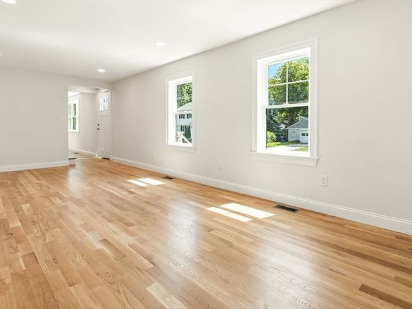 5 Lee Rd., North Reading MA 01864