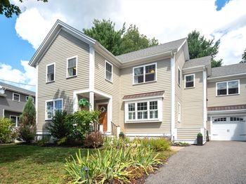 50 Hathaway Cir