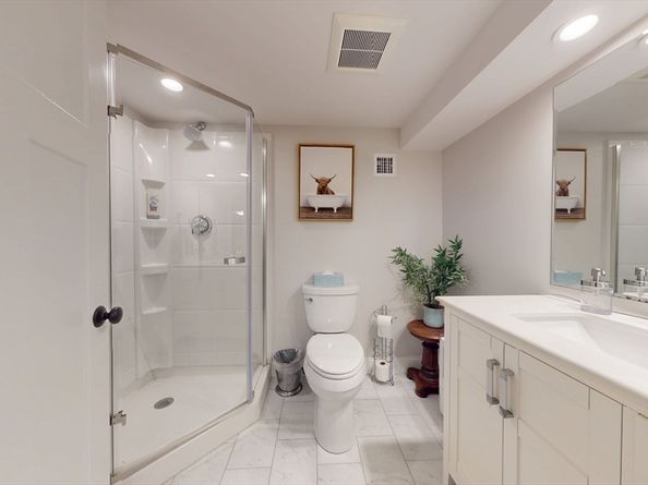 50 Hathaway Cir, Arlington MA 02476