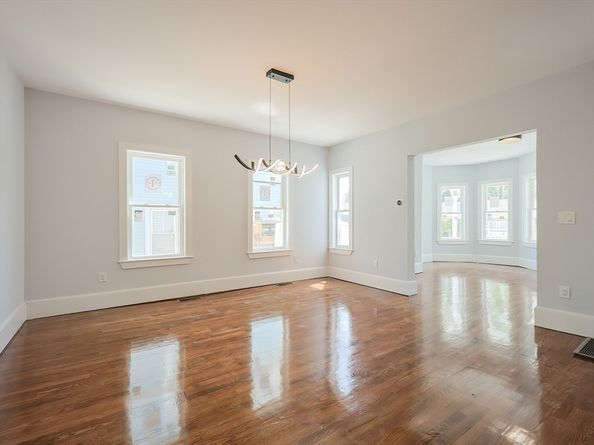 12 Norwood St, Malden MA 02148