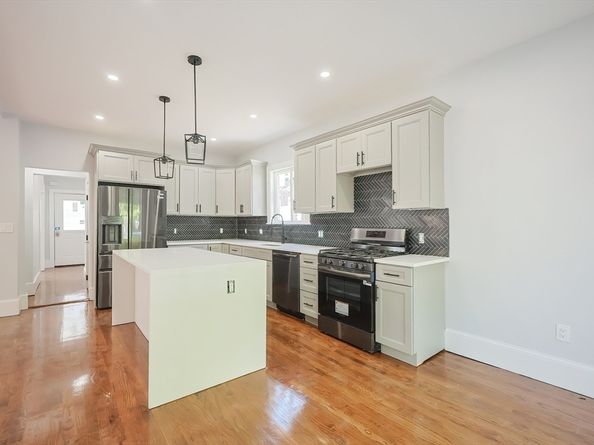 12 Norwood St, Malden MA 02148
